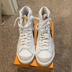 Women’s Nike Blazer ‘77